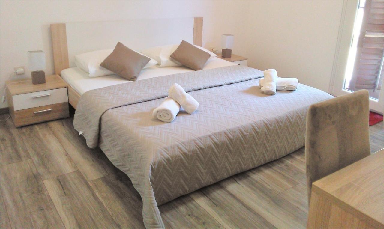 Guesthouse Cecilia مالينسكا المظهر الخارجي الصورة