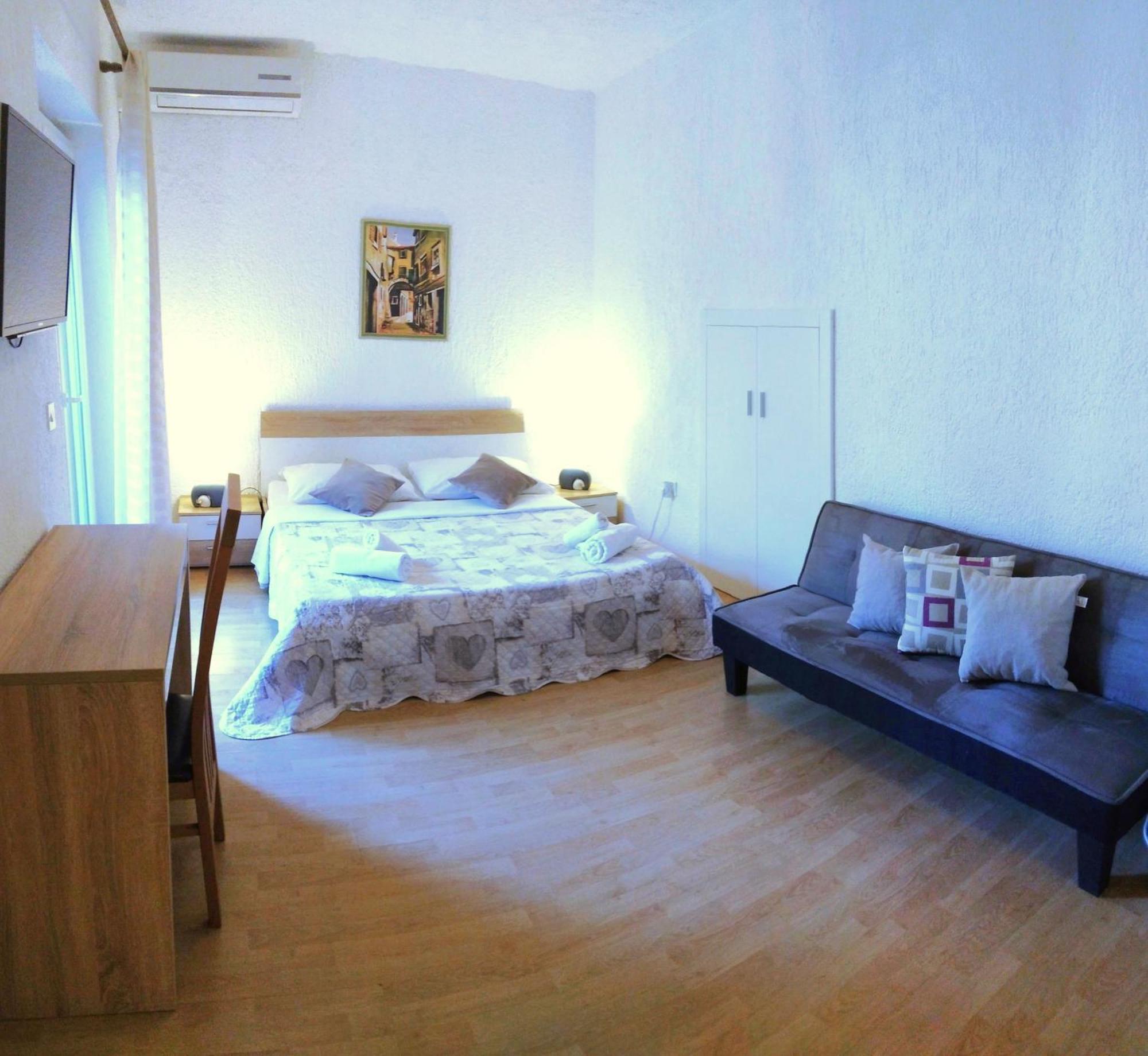 Guesthouse Cecilia مالينسكا المظهر الخارجي الصورة