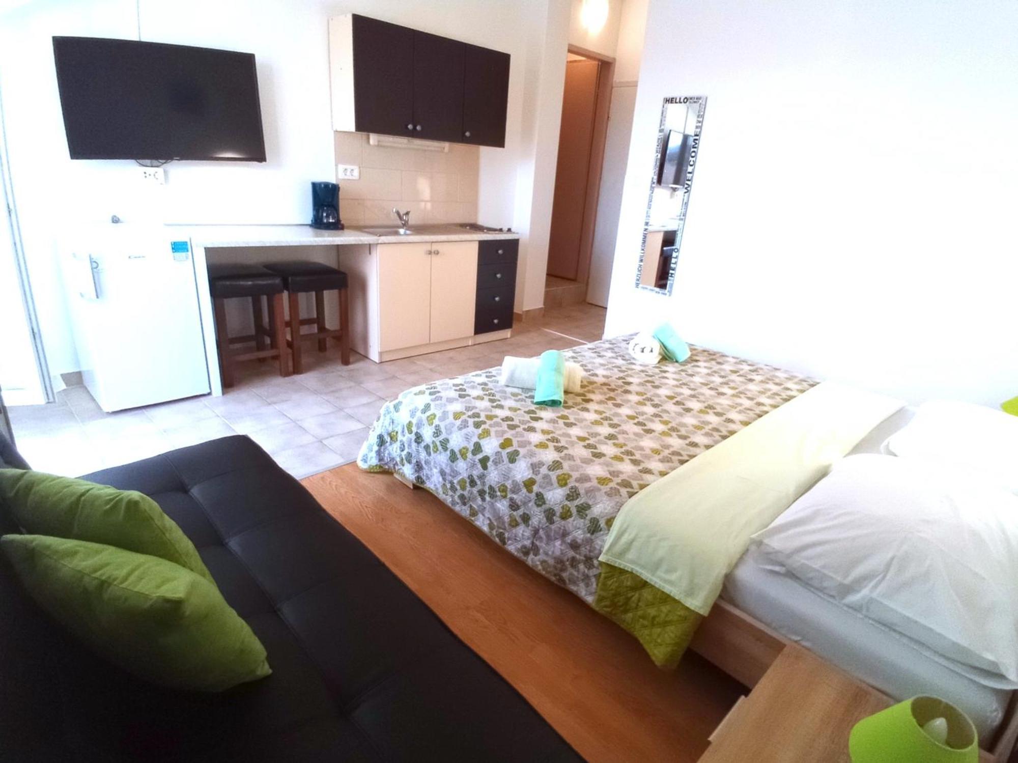 Guesthouse Cecilia مالينسكا المظهر الخارجي الصورة