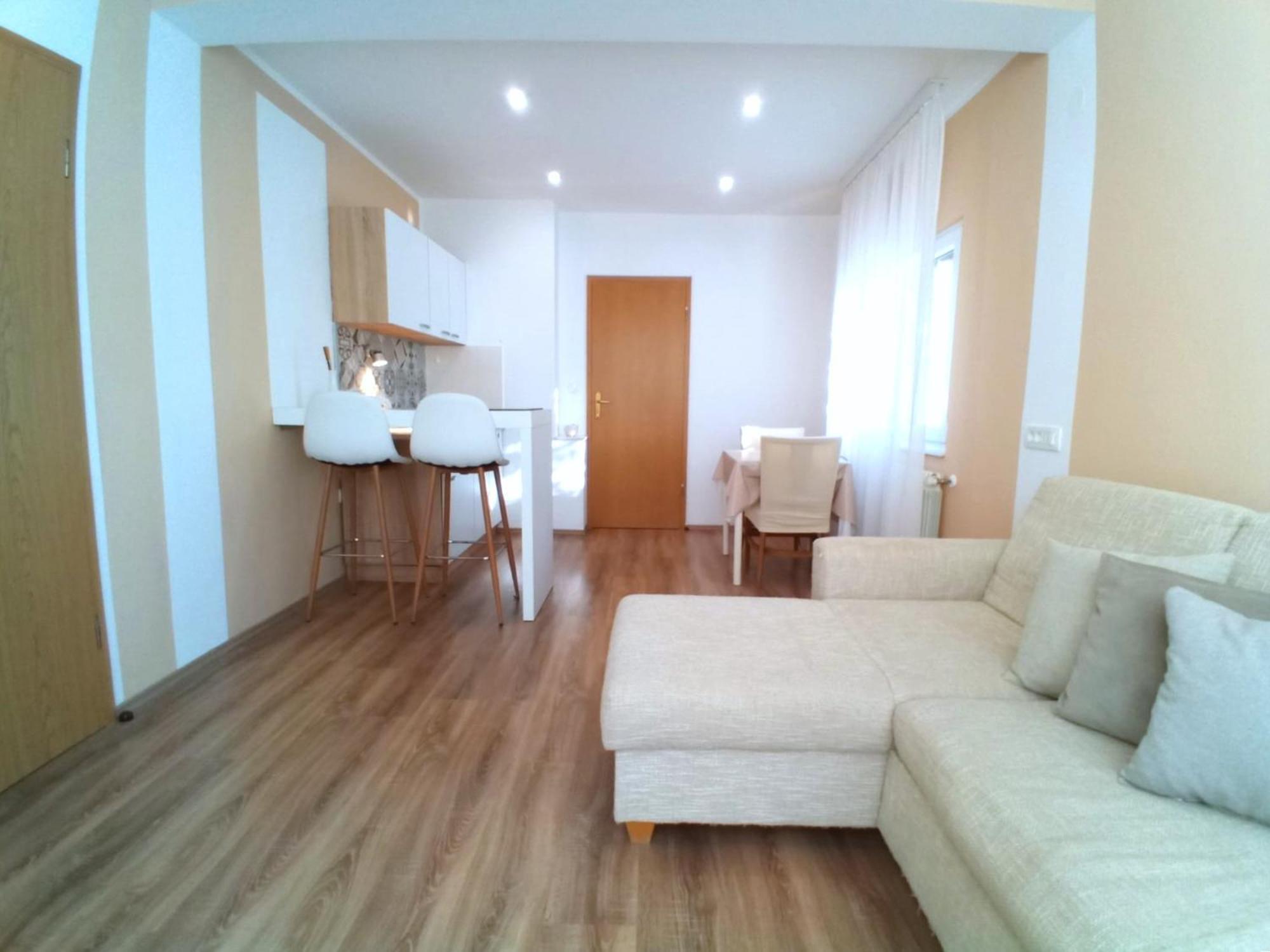 Guesthouse Cecilia مالينسكا المظهر الخارجي الصورة